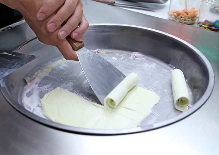 huong dan lam kem cuon thai lan